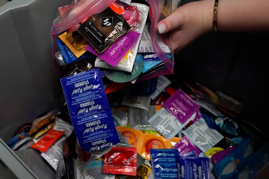 Making Contraception Free For Low Income, Uninsured Women Could Prevent Many Unplanned Pregnancies And Abortions, New Report Shows