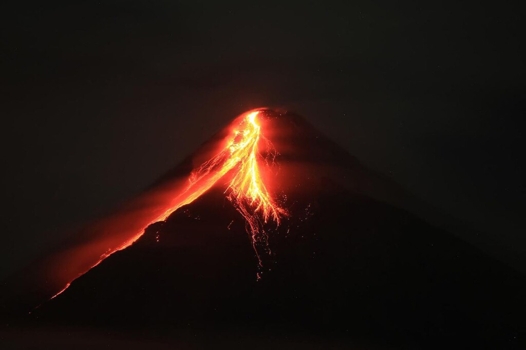 Thousands Evacuated In Philippines As Mount Mayon Volcano Spews Lava And Sulfuric Gas