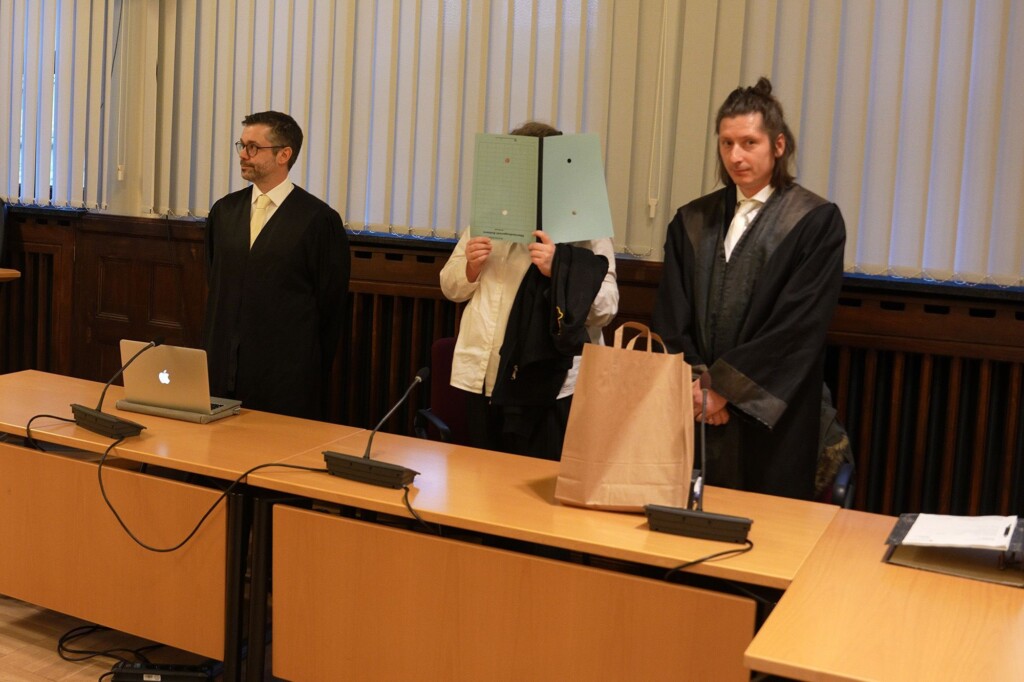 German Mother Who Joined Isis Is Jailed For Enslaving And Abusing Young Yazidi Woman