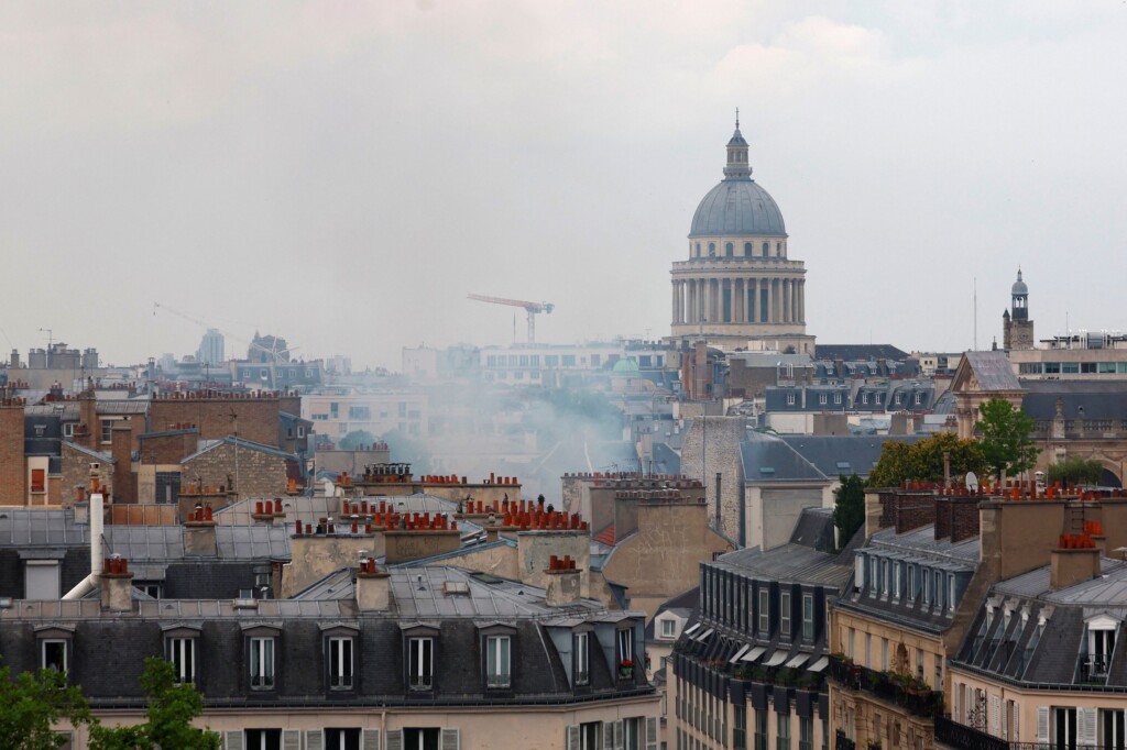 One Person Remains Missing After Central Paris Gas Explosions Leaves Dozens Injured