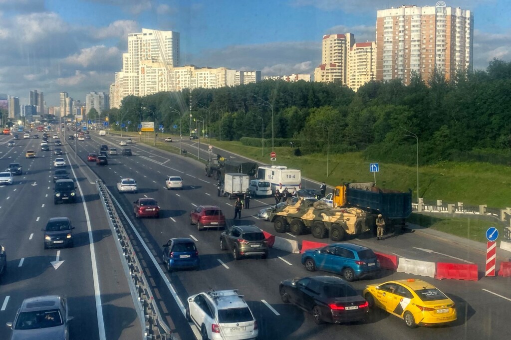 Some Russians Welcomed Wagner Mercenaries Who Appeared In Their Streets During Brief Insurrection