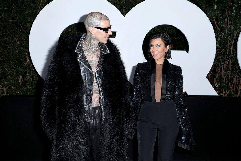 Kourtney Kardashian Announces She’s Pregnant At Blink 182 Concert