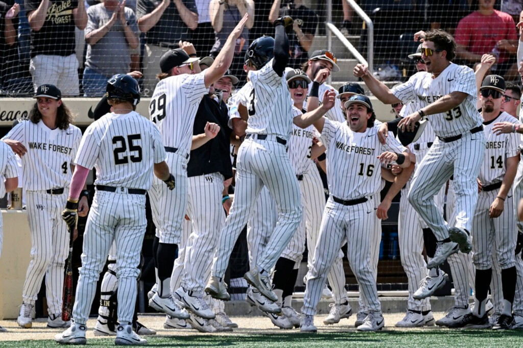 Wake Forest Powers Past Alabama 5 4 In Super Regionals
