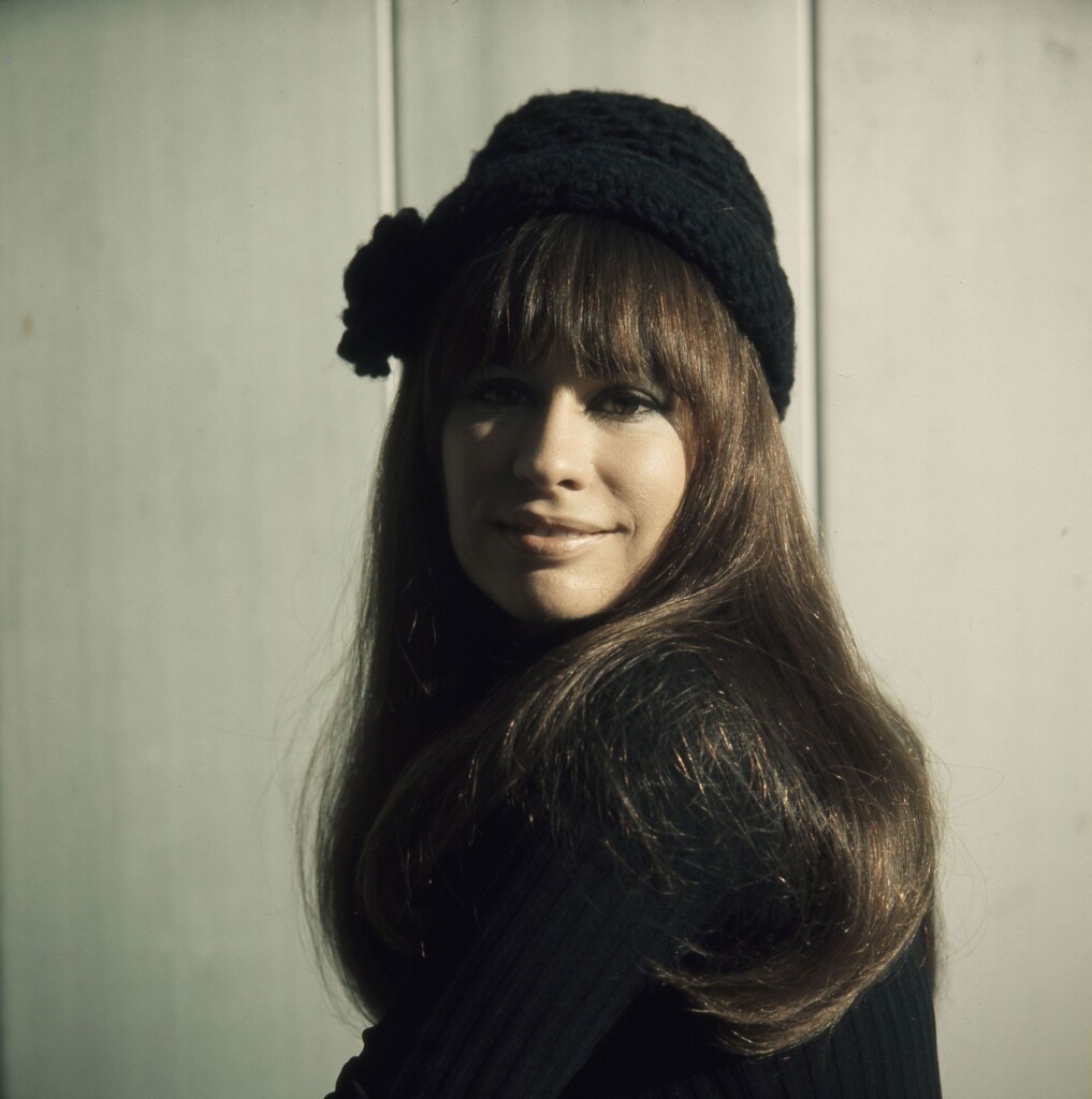 Astrud Gilberto, ‘girl From Ipanema’ Singer Who Helped Bring Bossa Nova Music Mainstream, Has Died