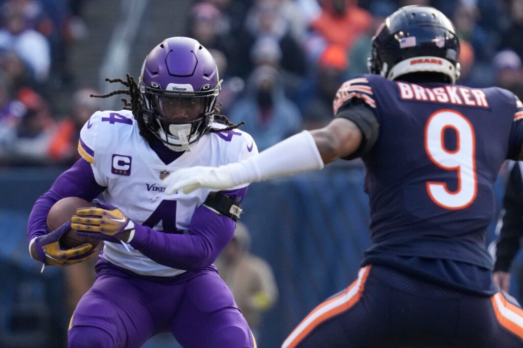 Ap Source: Vikings Releasing Rb Cook