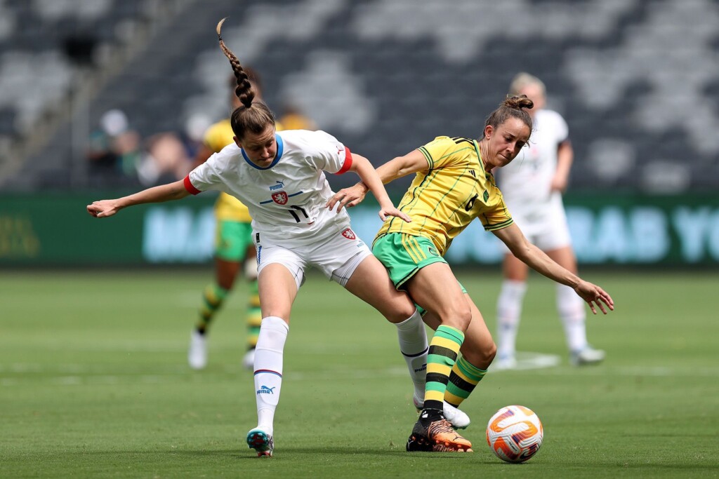 Female Soccer Players Earn 25 Cents To The Dollar Of Men At World Cup, New Cnn Analysis Finds
