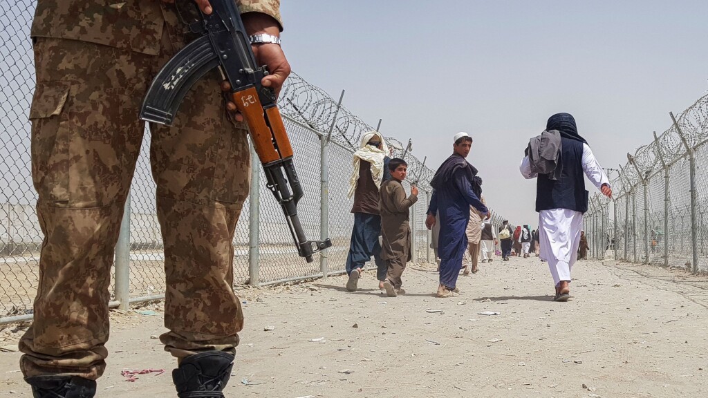 Afghans Awaiting Us Resettlement Say They’re Being Deported From Pakistan Back To The Taliban