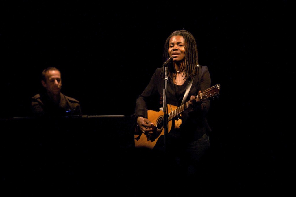 ‘fast Car’ Remake Helps Tracy Chapman Make Country Music History
