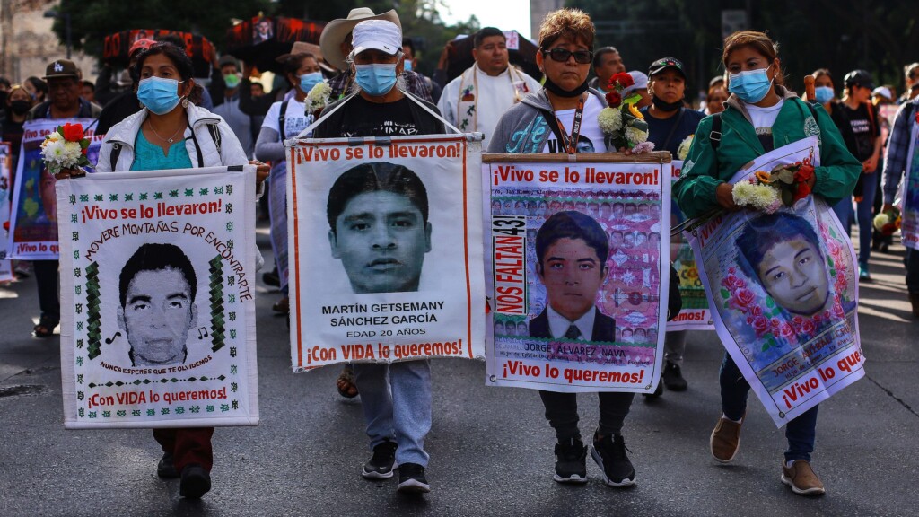 Independent Experts Quit Mexico Over Roadblocks In 43 Missing Students Case