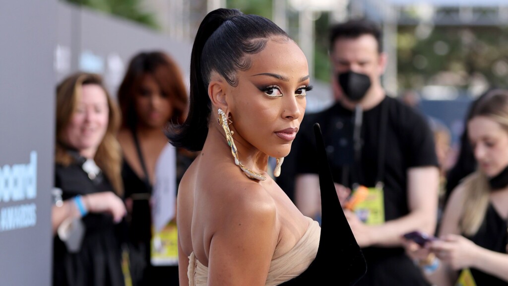 Doja Cat Is Not Happy With Fans Calling Her By Her Full Name