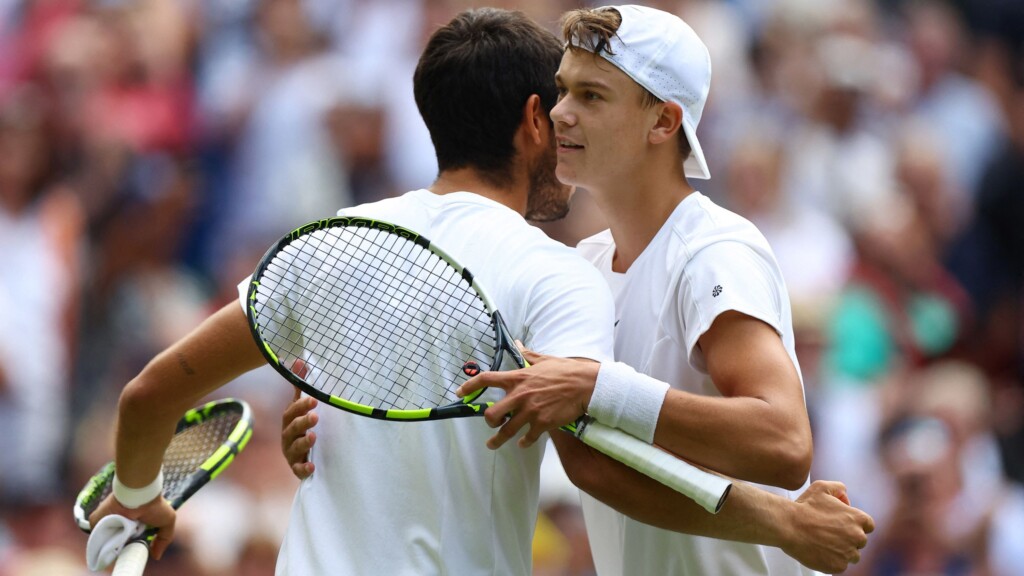Carlos Alcaraz Reveals The Secret To Controlling His Nerves At Wimbledon: Scream And Smile