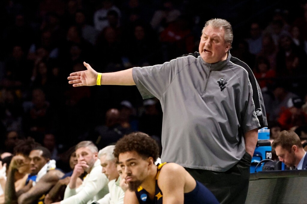 Bob Huggins Says He Plans To Stay In Rehab, Wants Return To Wvu