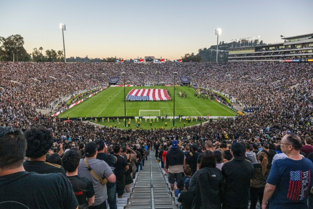 ‘el Tráfico’ Soccer Match Between La Galaxy And Lafc Smashes Mls Attendance Record