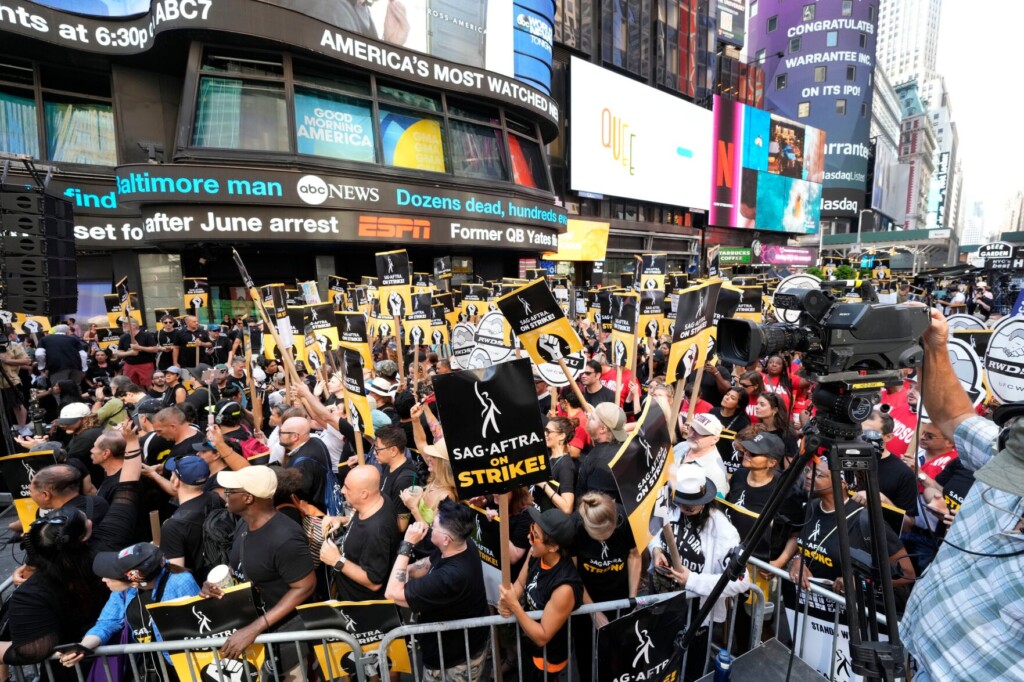 Sag Aftra Holds Star Studded Rally In Times Square