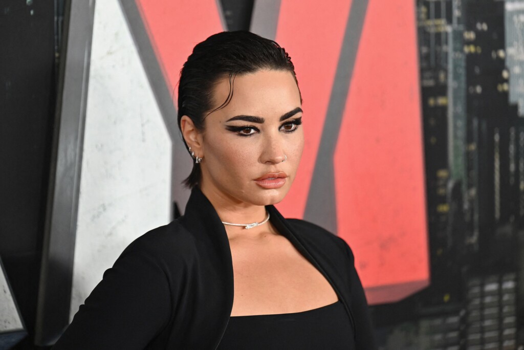 Demi Lovato Reveals Hearing And Vision Loss Following 2018 Overdose