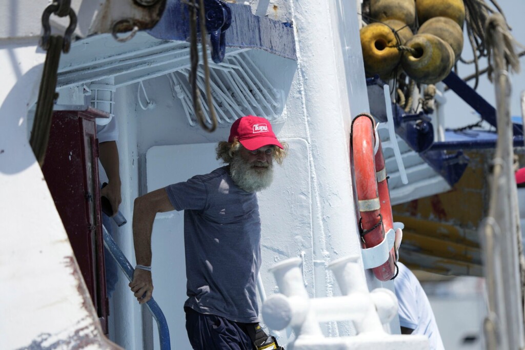 Australian Castaway Recounts Comfort He Felt Adrift At Sea, Thanks To Meditation, Swimming And Dog