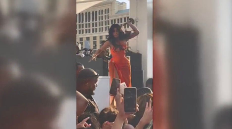 A Concertgoer Threw A Drink At Cardi B While She Was Performing On Stage, So She Fought Back