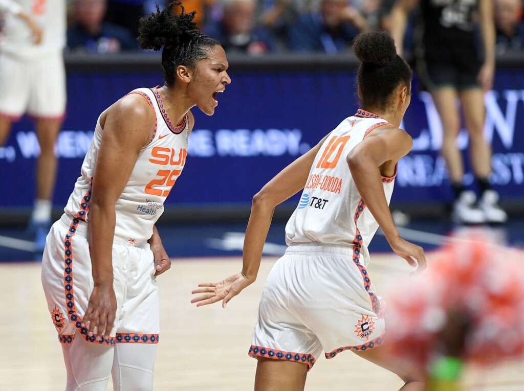 Alyssa Thomas, Dewanna Bonner And Elena Delle Donne Headline Wnba All Star Reserves
