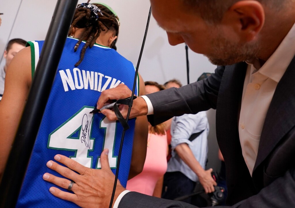 On Eve Of Hall Of Fame Induction, Dirk Nowitzki Says Daughter Is ‘mostly Embarrassed’ About ‘hoopla’ Around Him