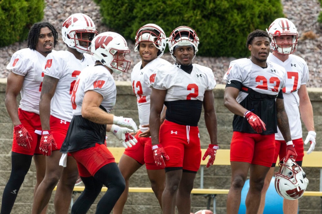 Fewer Cfb Programs Leaving Campus For Training Camps In Portal Era