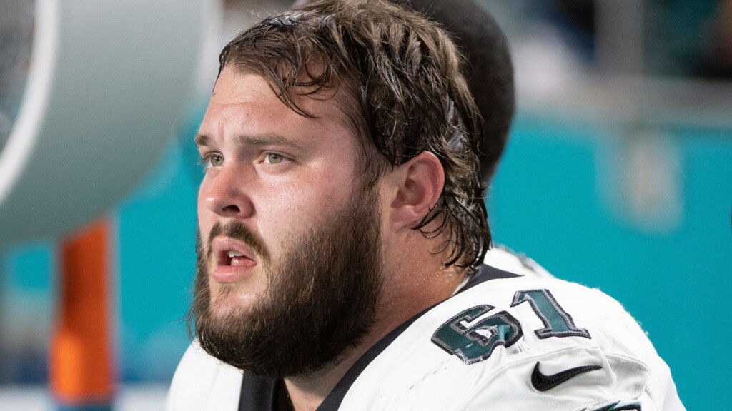 Philadelphia Eagles Lineman Is Acquitted On Rape And Kidnapping Charges In Ohio