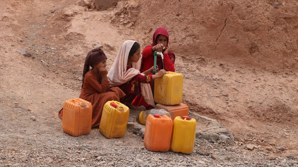 Most Children In South Asia Are Exposed To Extreme High Temperatures, Unicef Says