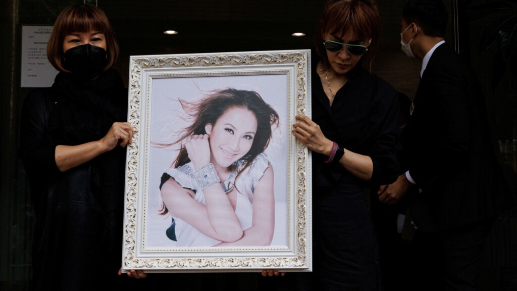 Singer Coco Lee Mourned By Family And Fans At Emotional Funeral