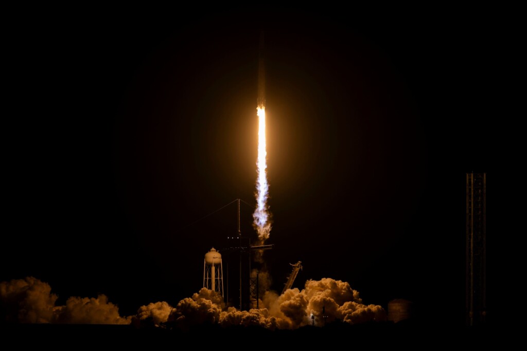 Spacex, Nasa Launch Four Astronauts From Four Countries
