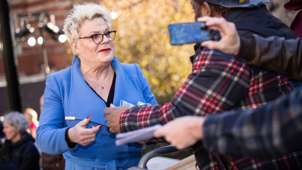 Comedian And Activist Eddie Izzard Is Planning To Stand For Uk Parliament