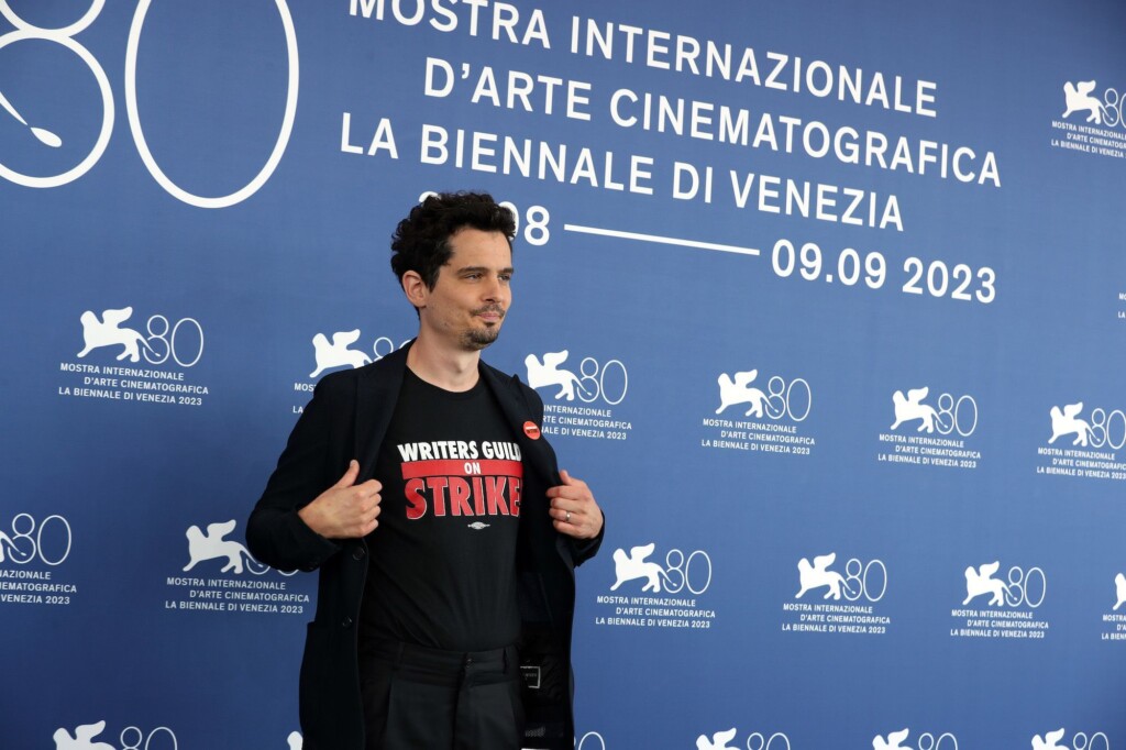 Damien Chazelle Shows Support For Wga Strike At Venice Film Festival