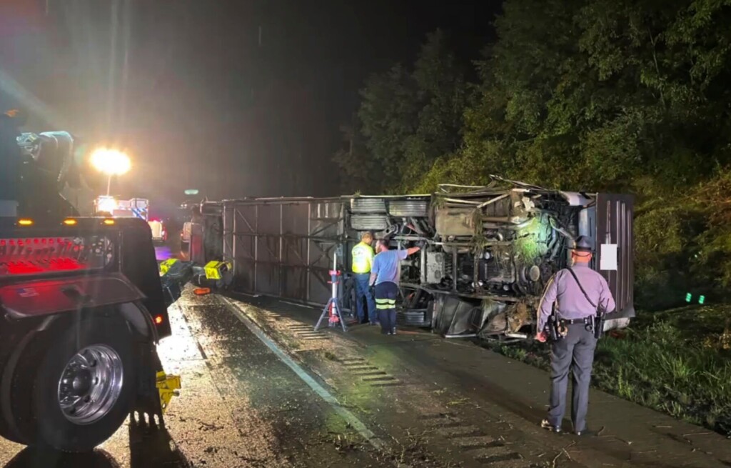 3 Passengers Dead After Charter Bus Carrying 50 People Crashes In Pennsylvania, State Police Say