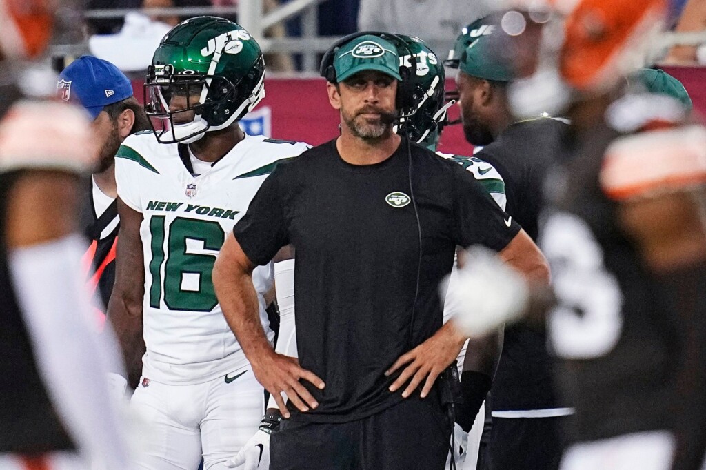 With Aaron Rodgers Watching From The Sidelines, New York Jets Fall To Cleveland Browns In Hall Of Fame Game