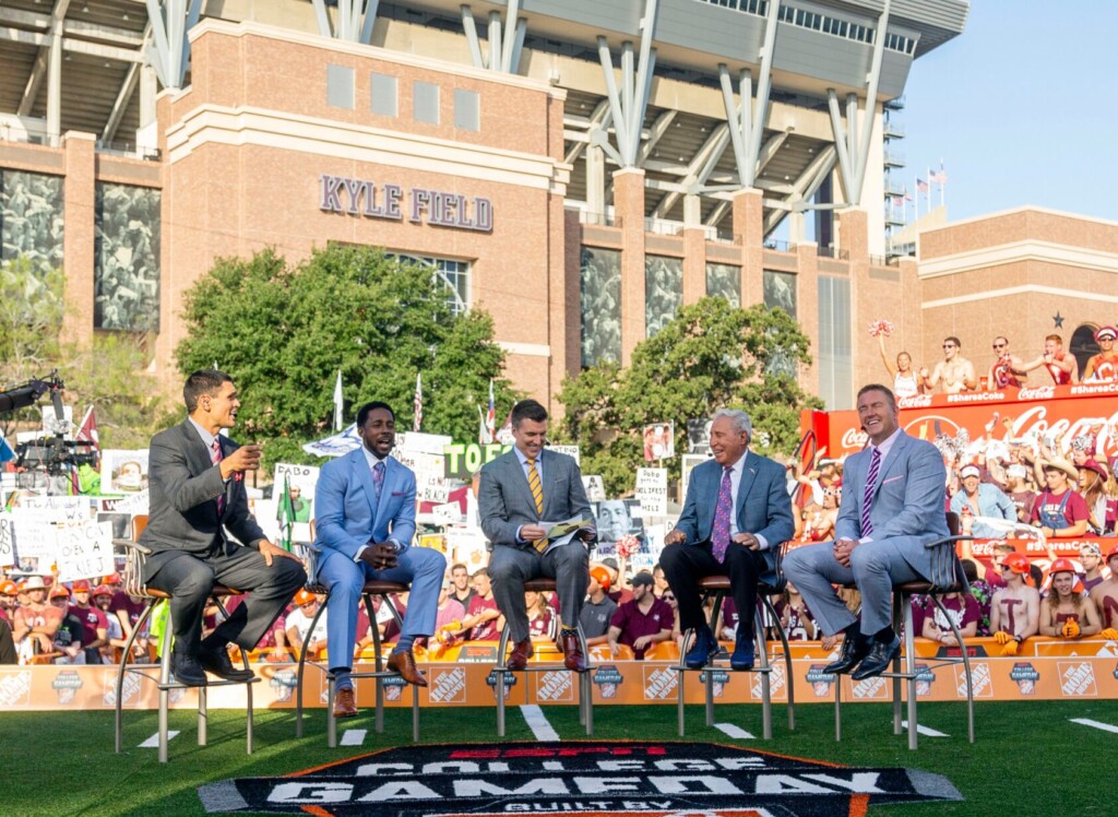 Espn’s ‘college Gameday’ Is Facing Changes And Increased Competition From Fox