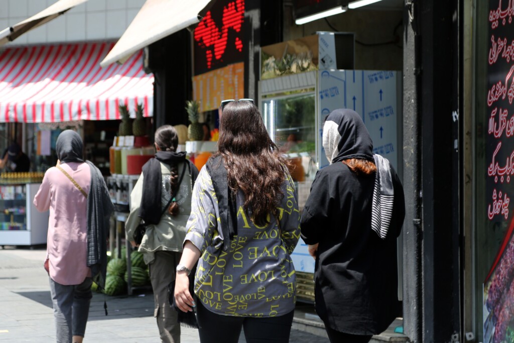 Iran Proposes Long Jail Terms, Ai Surveillance And Crackdown On Influencers In Harsh New Hijab Law