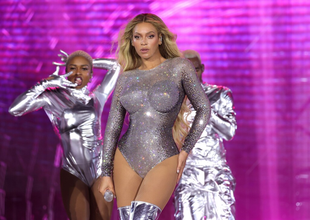 Beyoncé Has A Birthday Wish She’s Asking Concertgoers To Fulfill
