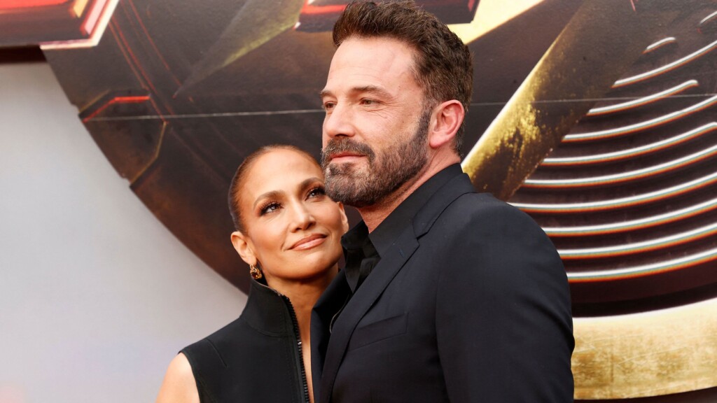Jennifer Lopez Celebrates Wedding Anniversary With Ben Affleck