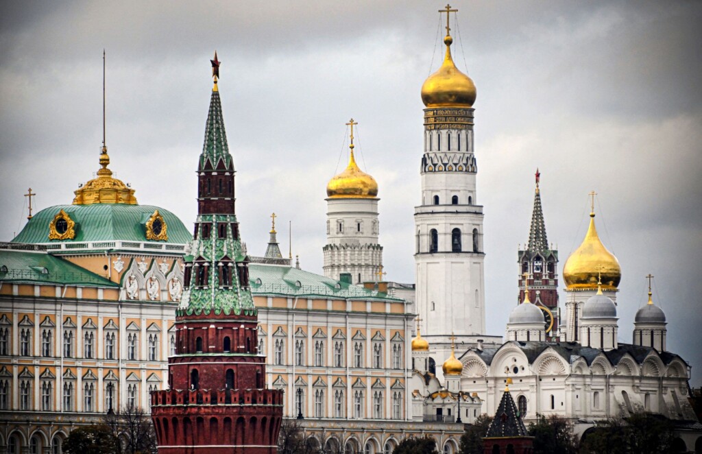Russia Bars 54 British Journalists And Ministers From Entering Country