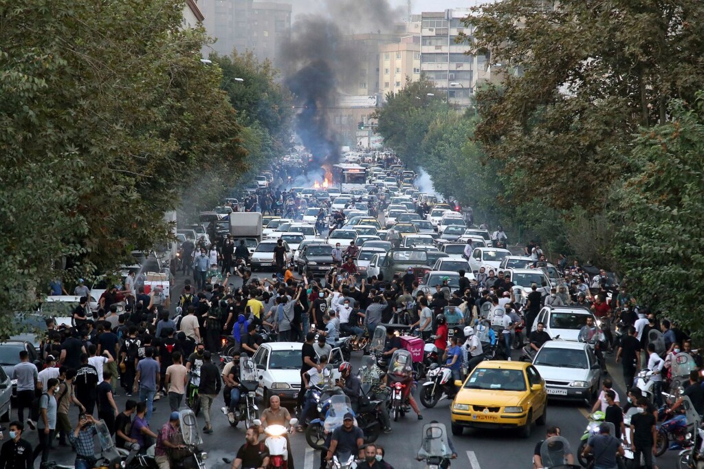 Iran Rounds Up Activists And Relatives Of Killed Protesters Ahead Of Mahsa Amini Anniversary
