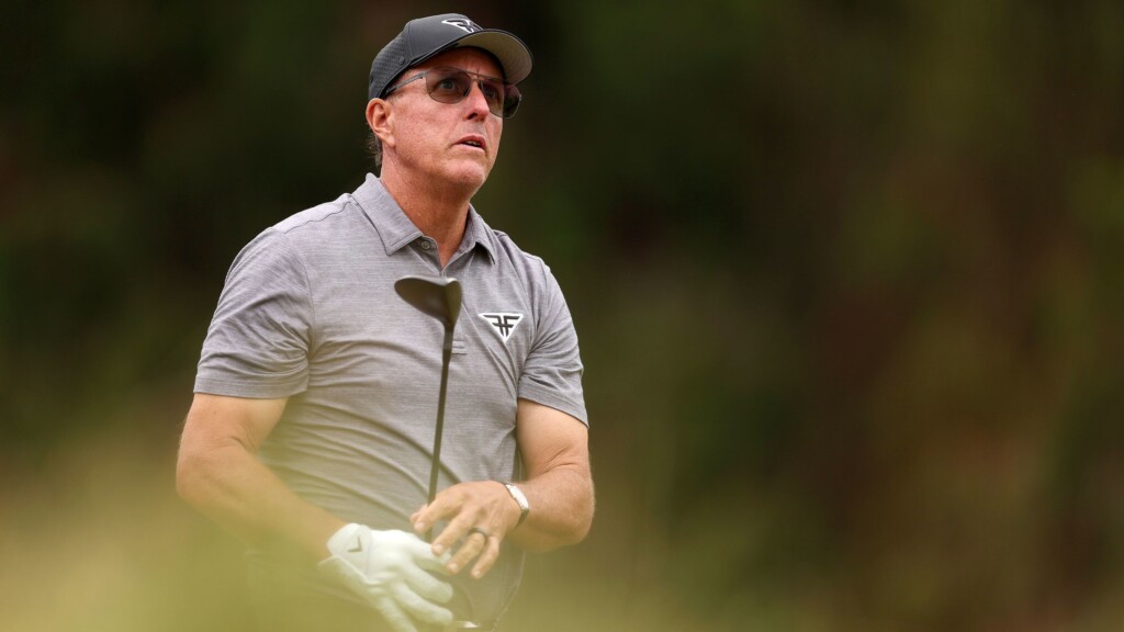 Phil Mickelson Considered A Bet On 2012 Ryder Cup, Book Alleges