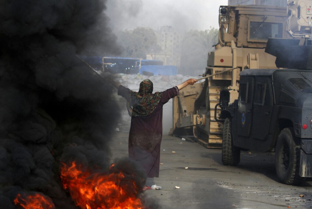 Before Hundreds Of Protesters Were Killed, Egypt Debated Less Lethal Options, Report Says