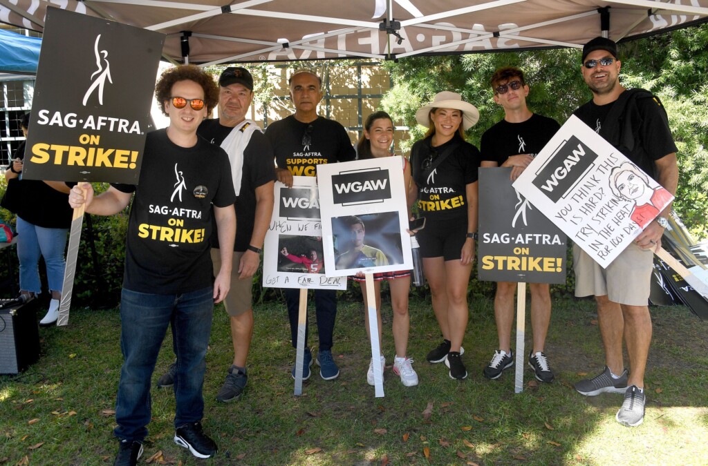 ‘glee’ Cast Reunites On Picket Line As Heather Morris Pays Tribute To Naya Rivera