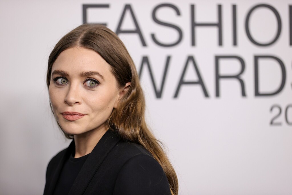 Ashley Olsen Congratulated On New Baby By ‘full House’ Costars