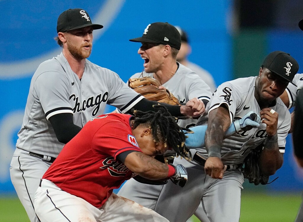 Bench Clearing Fight During White Sox Guardians Game Leads To Mlb Suspensions