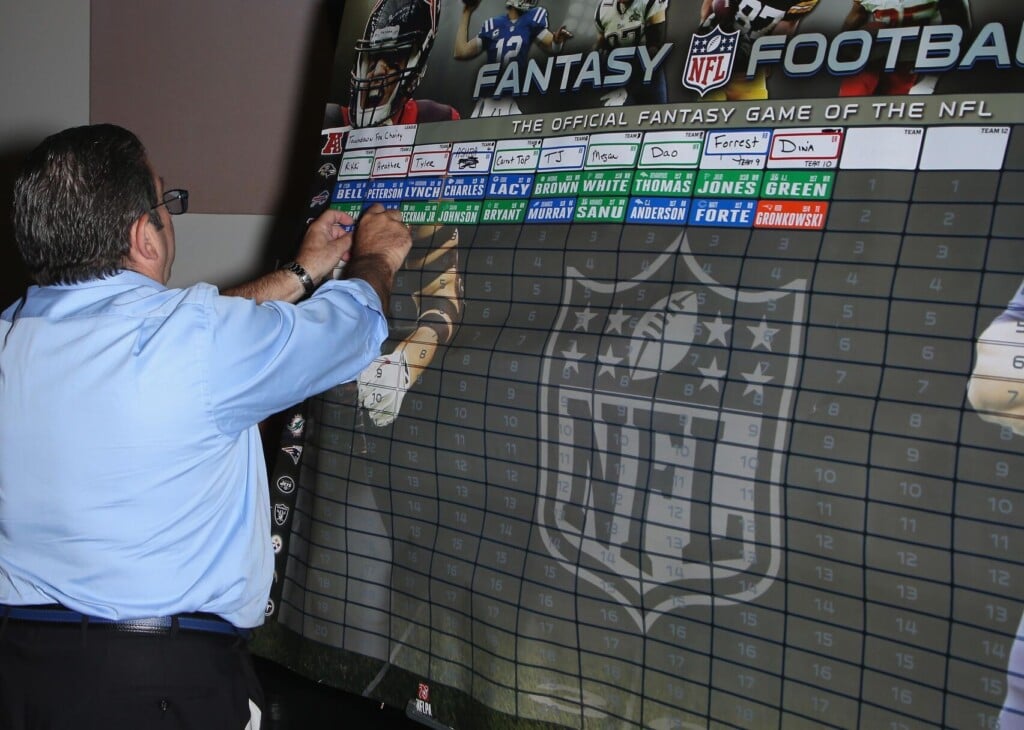 5 Nfl Fantasy Players To Avoid Drafting In 2023
