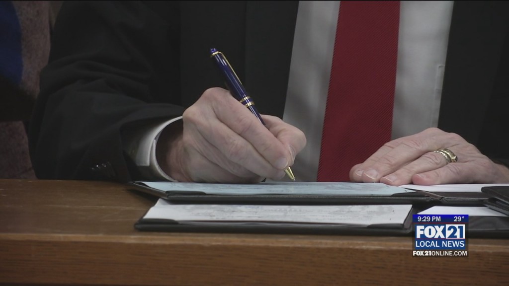 Gov. Evers Signs Mental Health Bills Into Law