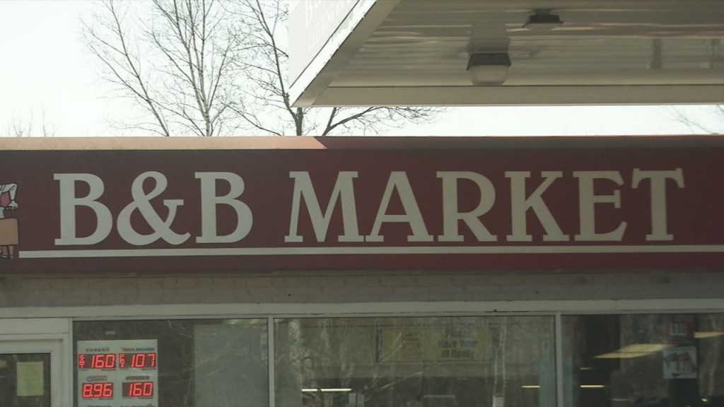 B&B Market photo 2