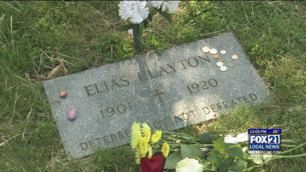 Cjm Gravesite Ceremony