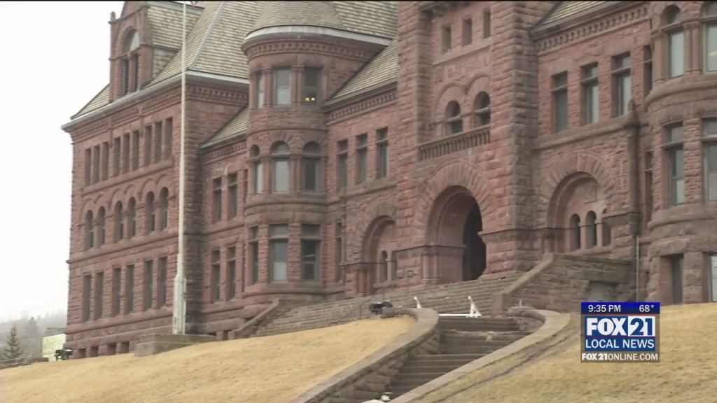 Isd 709 Hybrid To Start School Year