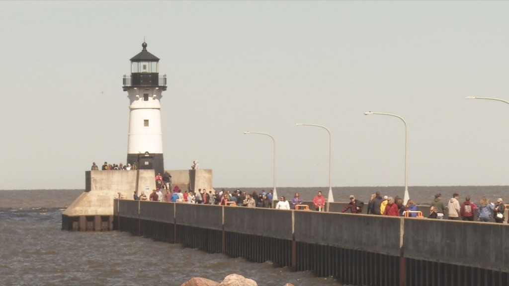 Canal Park Warm Weather