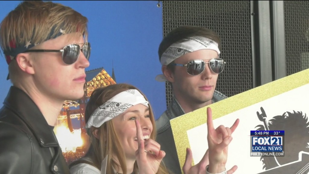 Hairball At The Decc